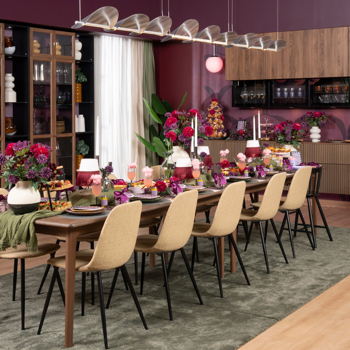 purple-themed dining room