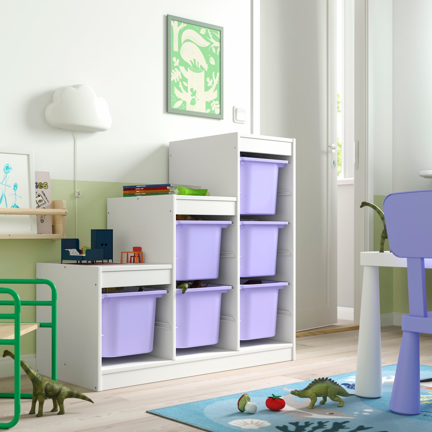 A white/lilac TROFAST storage combination with boxes