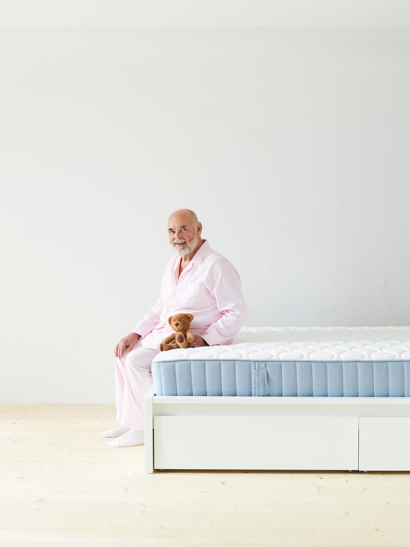 A bear BRUNBJÖRN soft toy