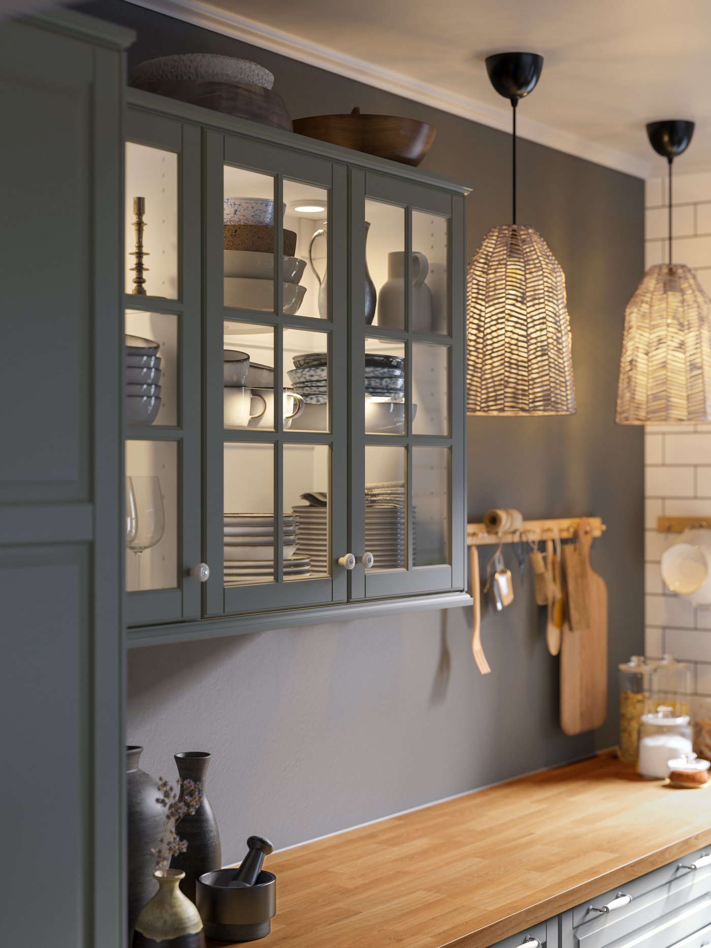 A white SLÄTTIKA jug in the kitchen