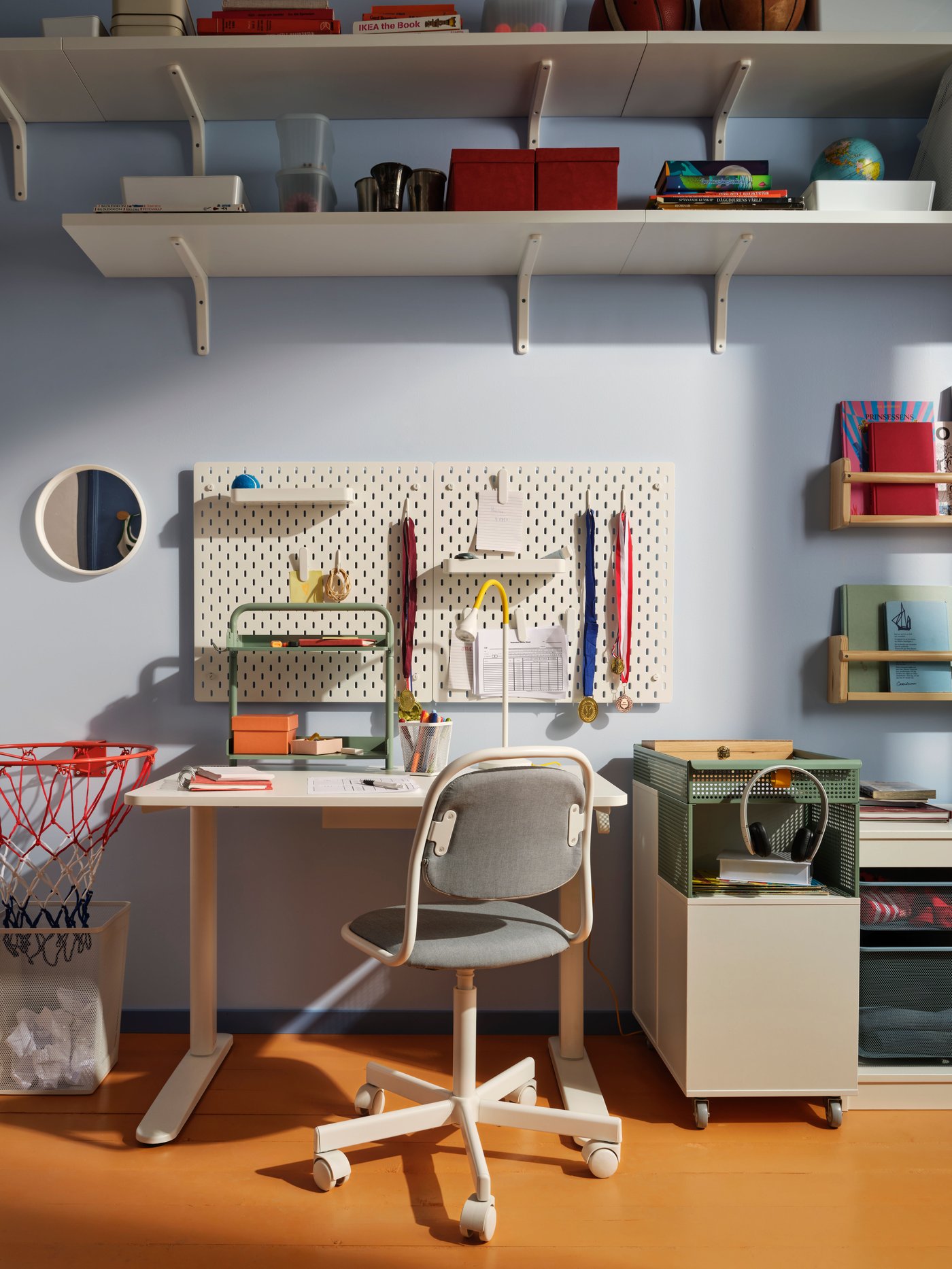 A white TROFAST frame