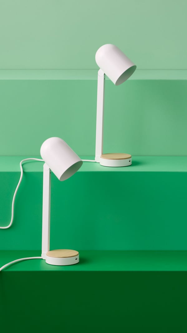 A white ENSMÄRKE desk lamp