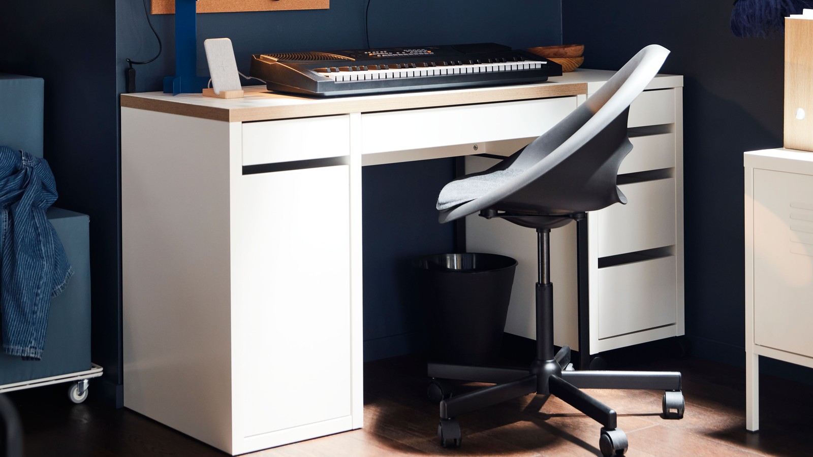 A white MICKE drawer unit on castors in the home office