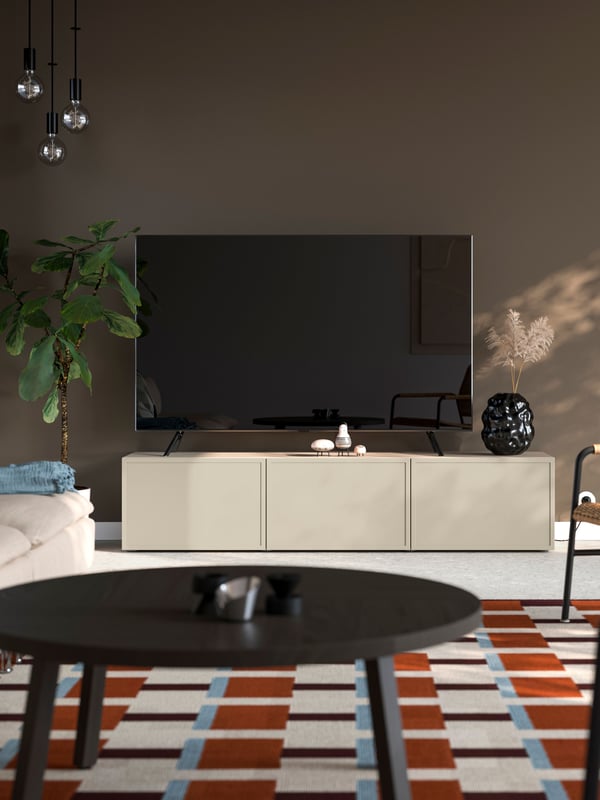 A white stained oak effect/Krukmakare beige BESTÅ TV bench with doors