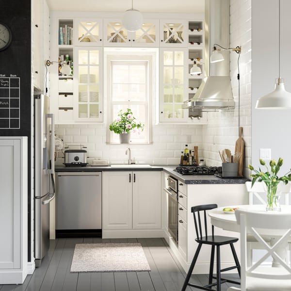 An off-white BODBYN door in the kitchen