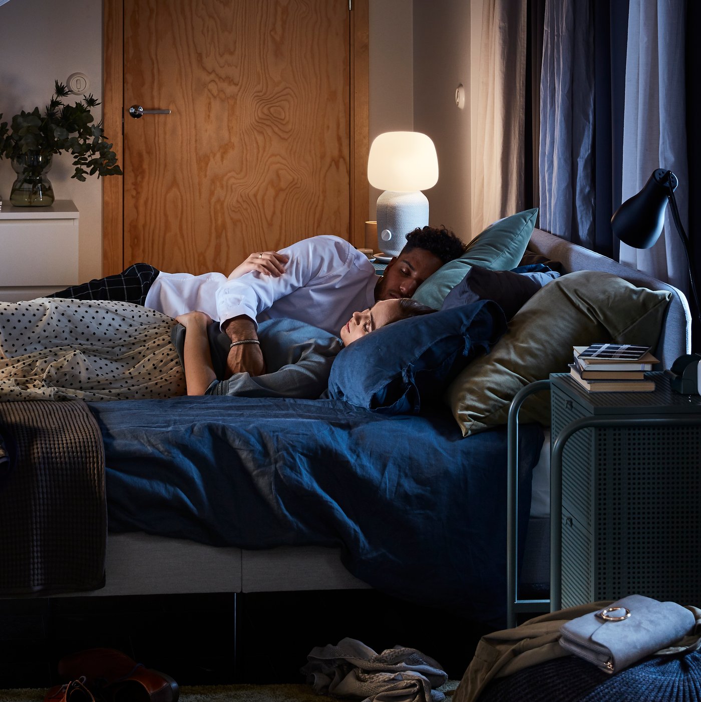 Wake up, it's time to sleep.