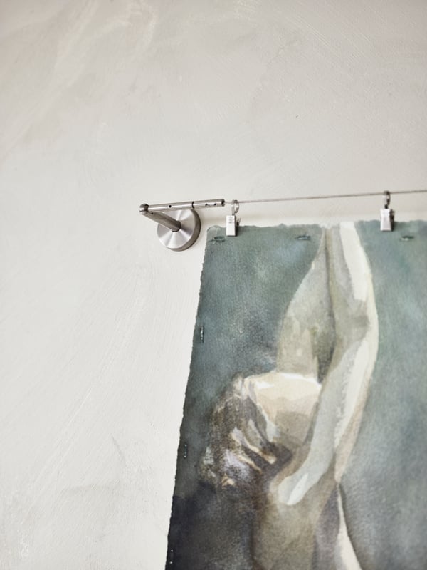 Kunstwerk aan gordijnspiraal DIGNITET