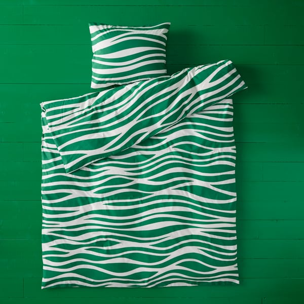 A green/white PORTLAKMÅLLA duvet cover and 2 pillowcases
