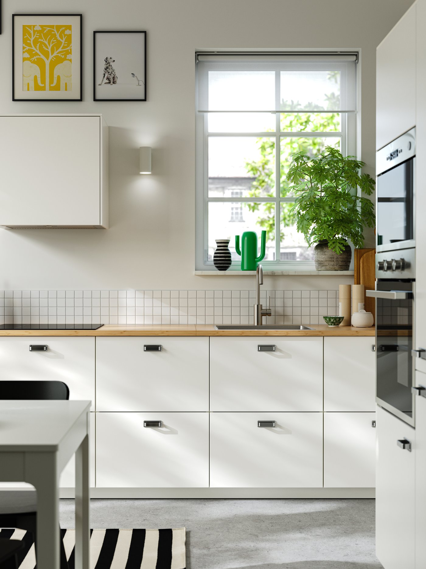 Une cuisine IKEA avec façade VEDDINGE 