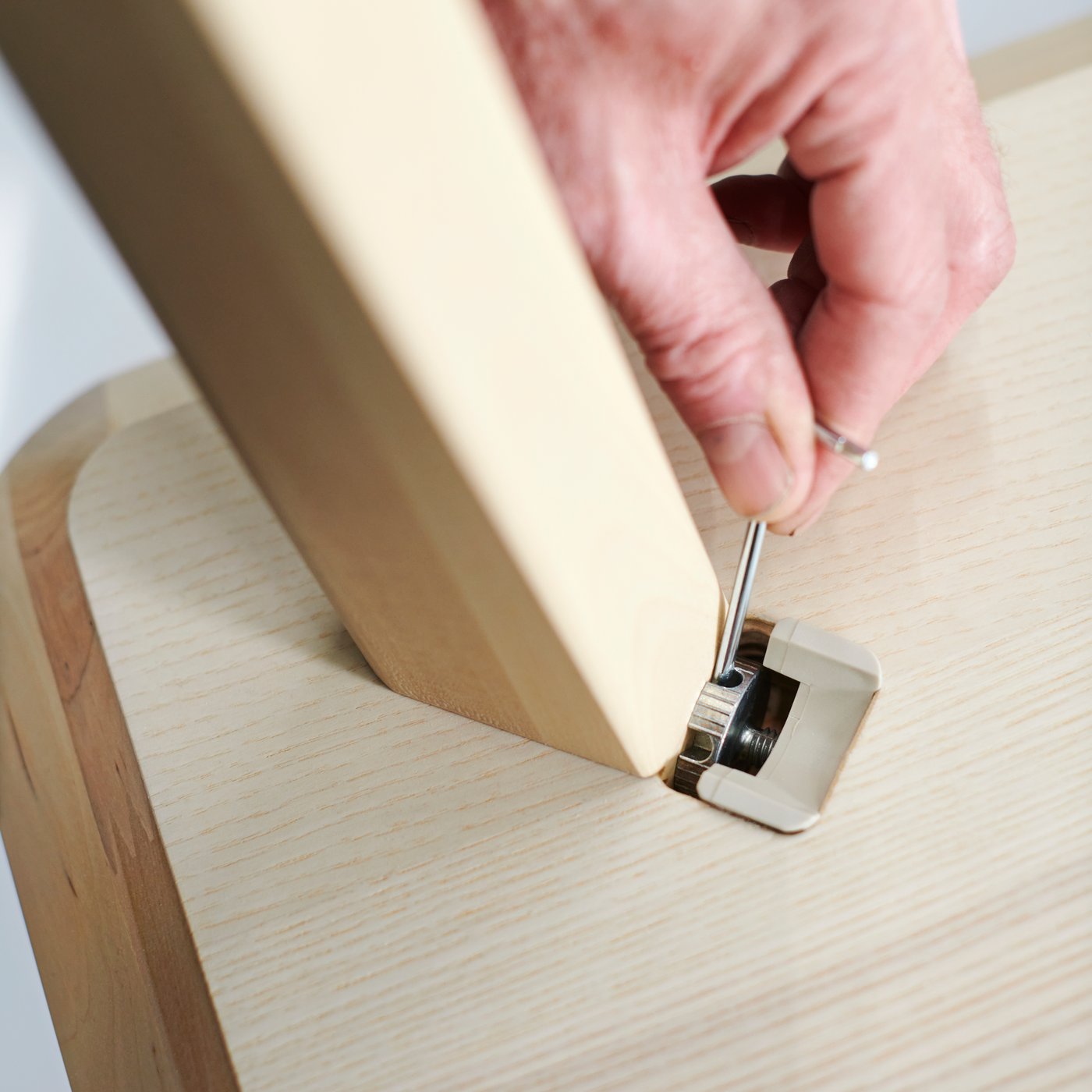 An ash veneer LISABO table