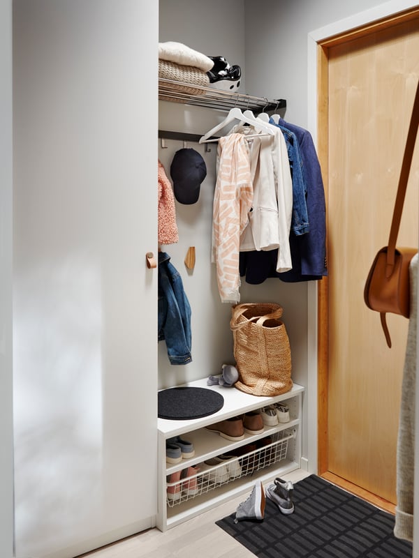 Un pràctic penjarobes per a penjar els barrets IKEA