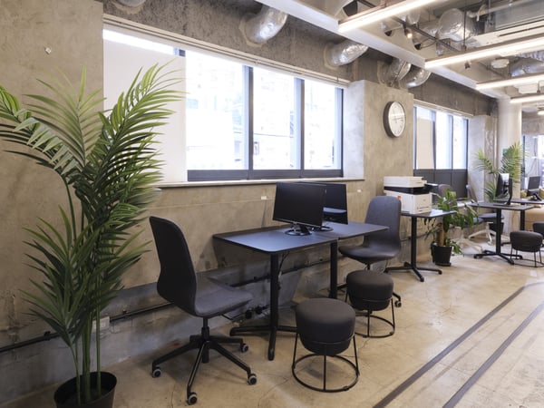 Workブースもカラーを揃えて落ち着いた雰囲気に。