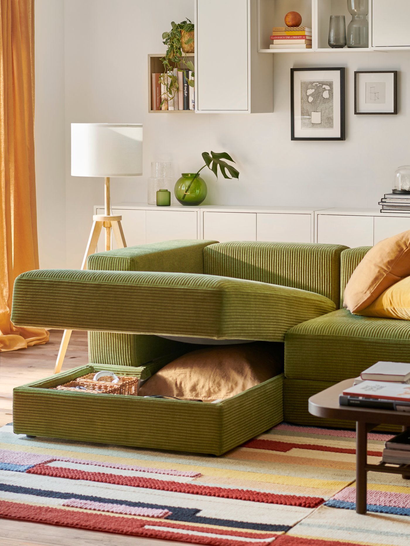 A black RIBBA frame in the living room