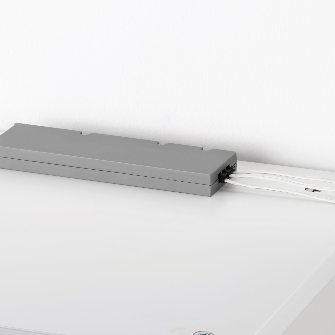 A smart grey TRÅDFRI driver for wireless control