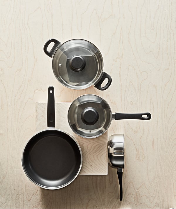 A glass/stainless steel ANNONS 5-piece cookware set