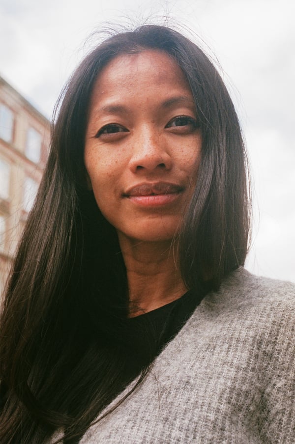A portrait of a woman