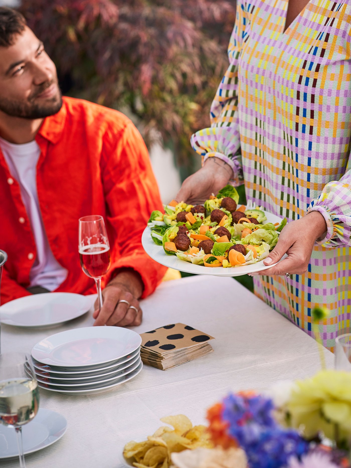 A clear glass STORSINT champagne glass