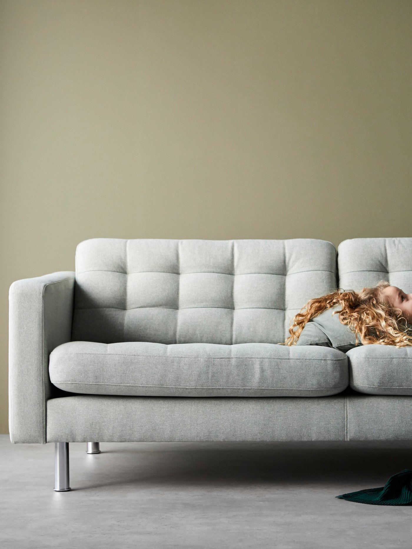 A Gunnared light green/metal LANDSKRONA 3-seat sofa