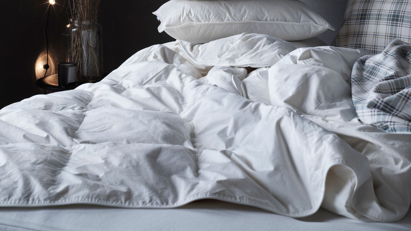 Une couette FJÄLLBRÄCKA, super chaude pour ta chambre.