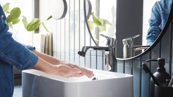 An ÅBÄCKEN mist nozzle for mixer tap
