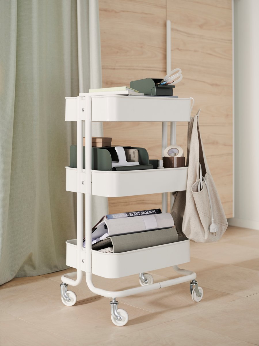 Un bureau entier sur roulettes IKEA