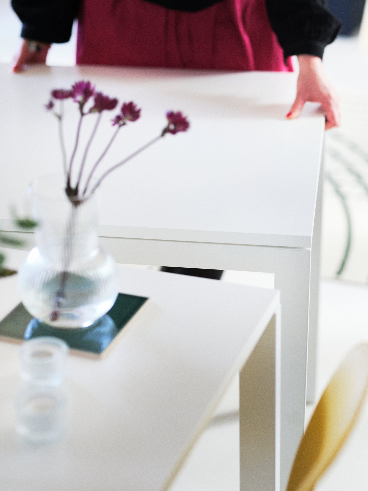 A clear glass PÅDRAG vase