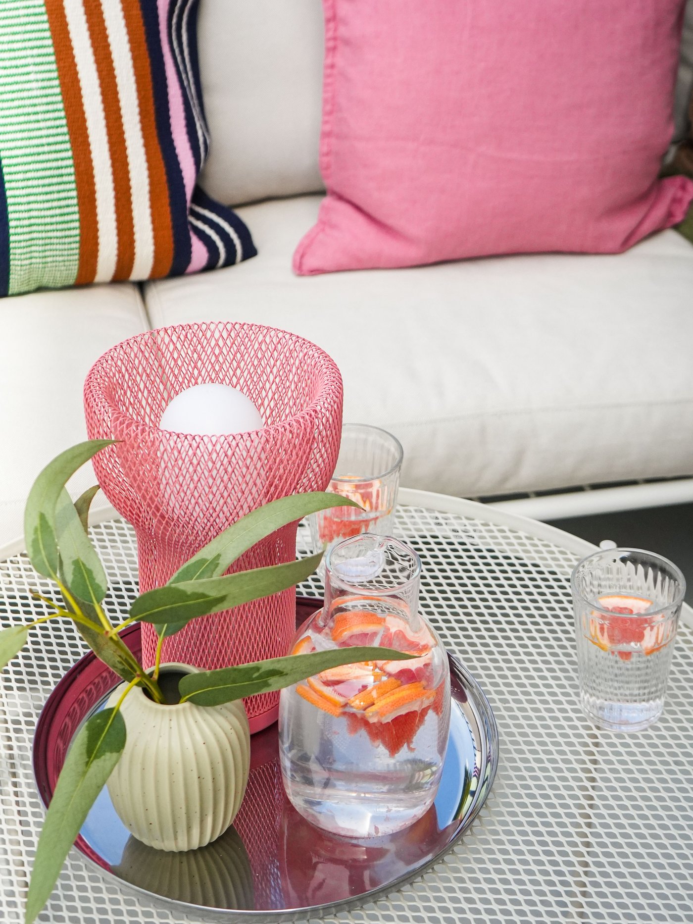 Éclairage décoratif LED SOLVINDEN rose, à piles, pour l'extérieur, à mailles