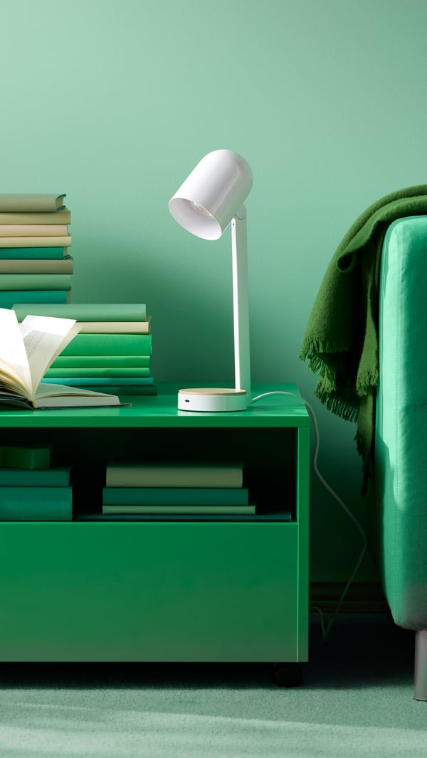 A green GARNANÄS coffee table