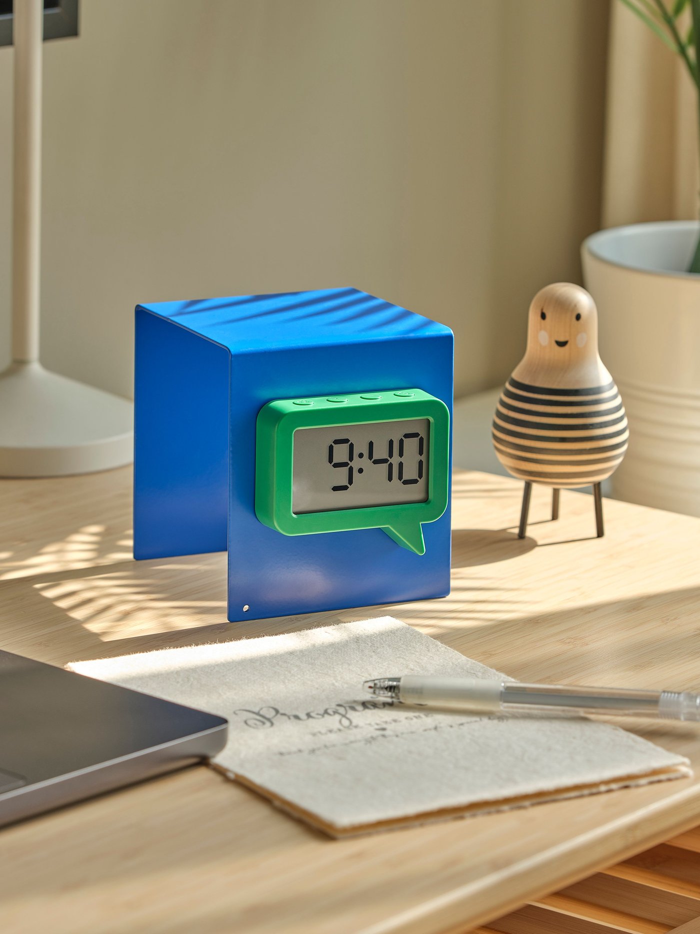 A green LJUNGPIPARE clock/timer