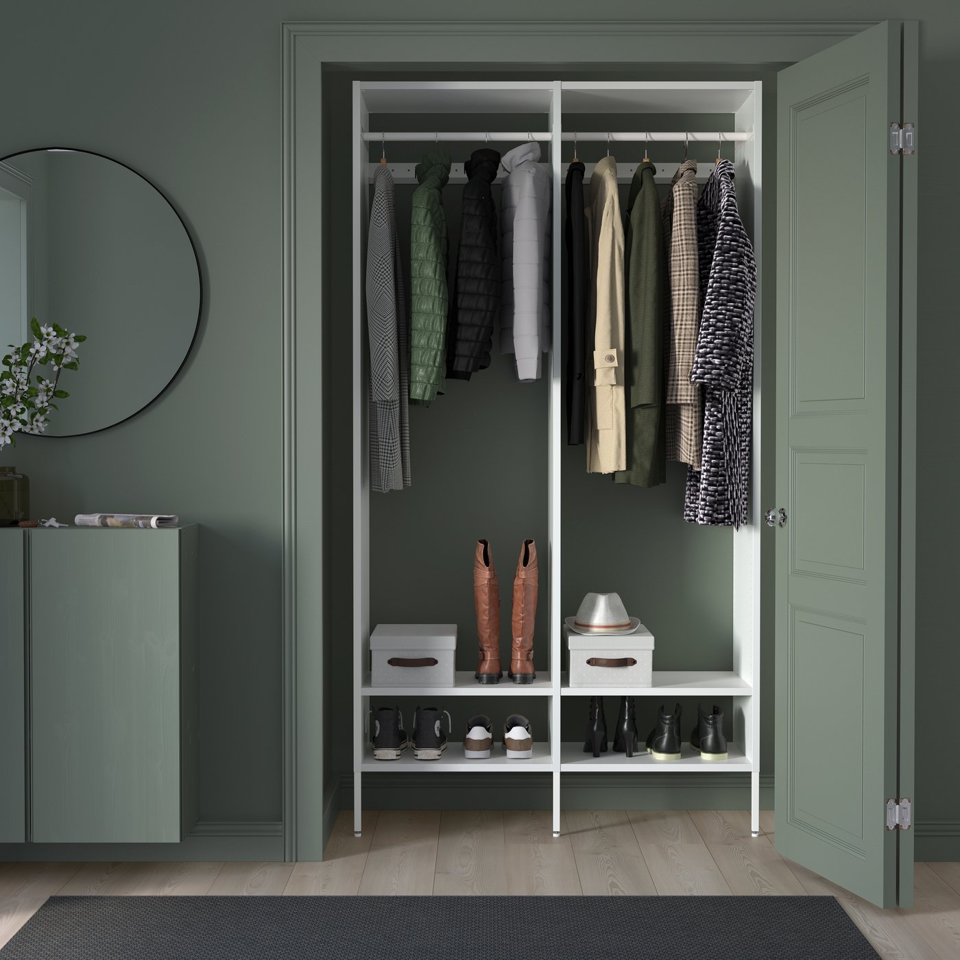 Une armoire-penderie PAX blanche dans l’entrée