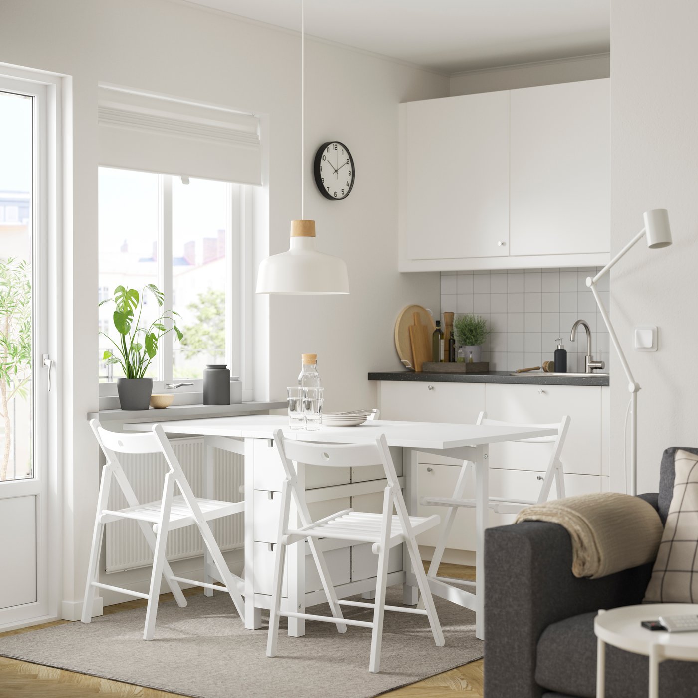 IKEA NORDEN / FRÖSVI bord och 4 stolar, vit/vit, 26/89/152 cm