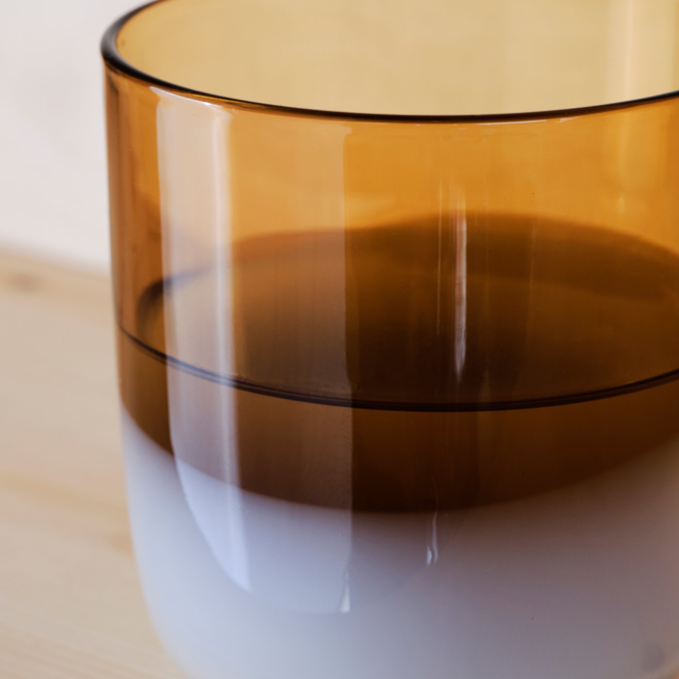 A brown OMMJÄNGE glass in the NA