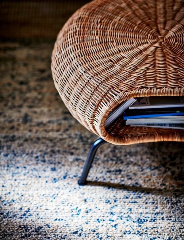 A rattan/anthracite GAMLEHULT footstool with storage