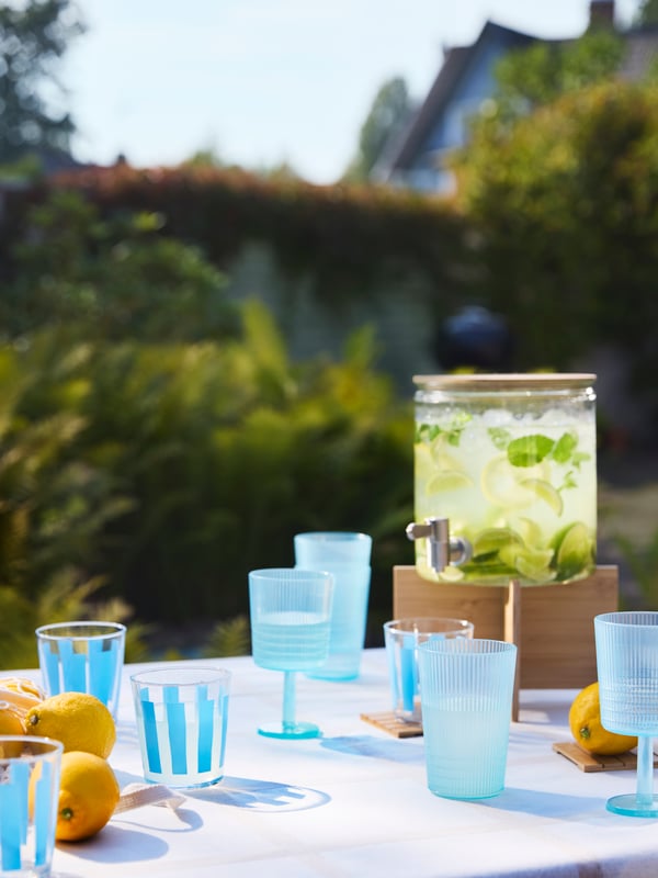 Ein PILLERSTARR Glas aussen