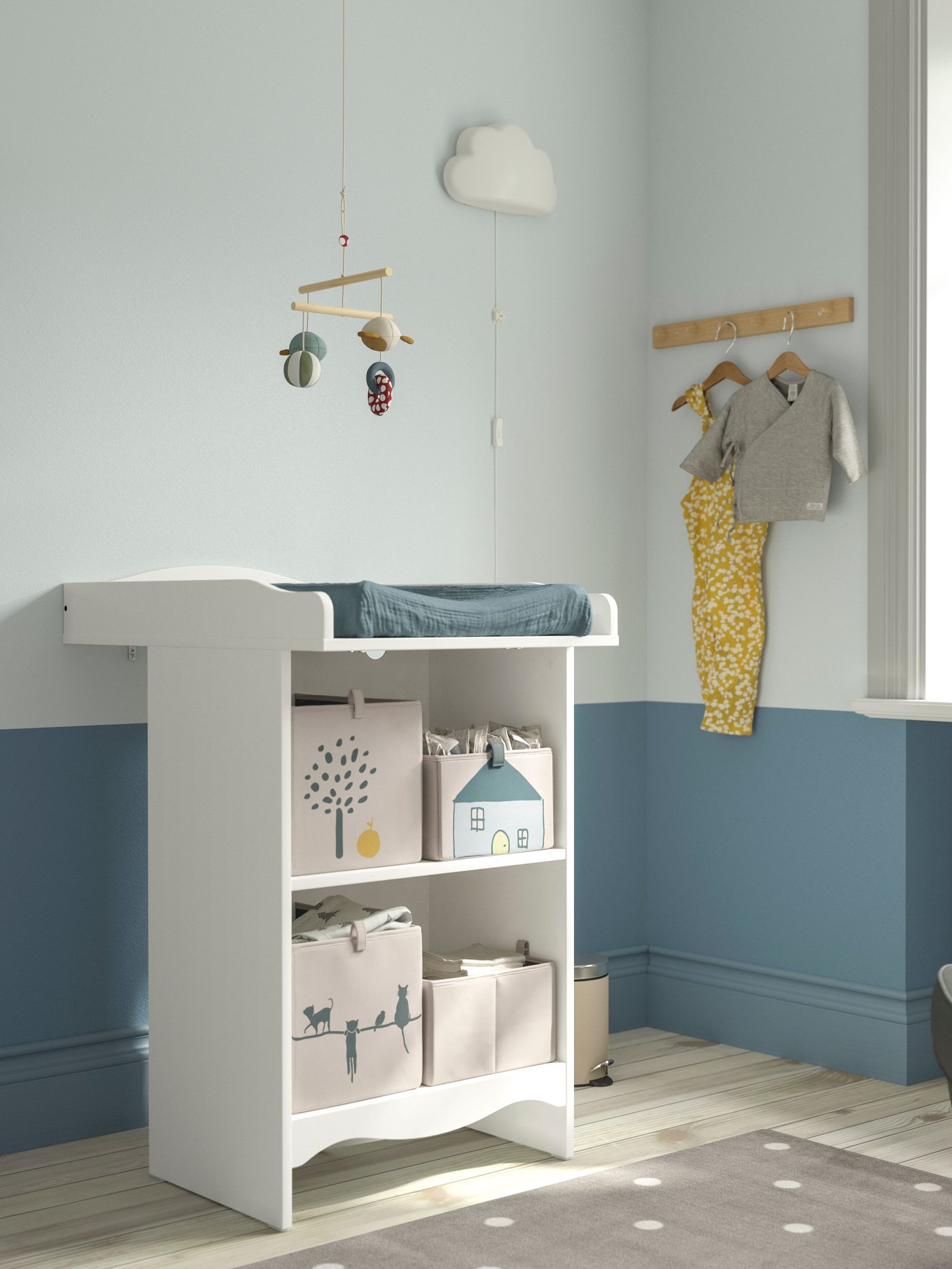 A white SMÅGÖRA changing table/bookshelf