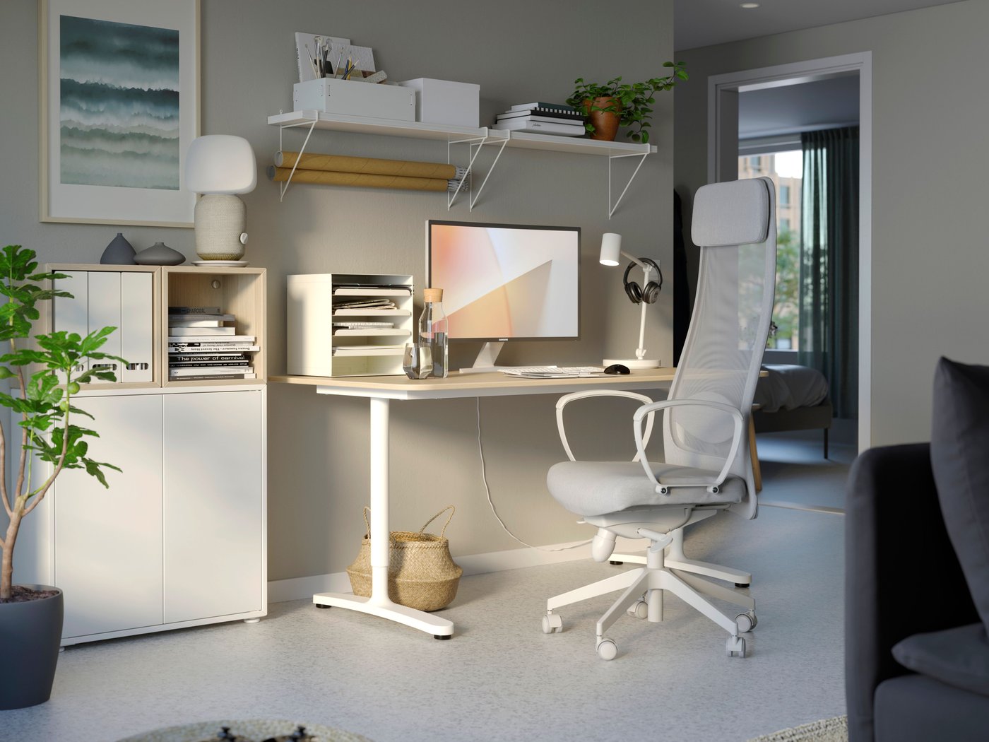 A Vissle light grey MARKUS office chair