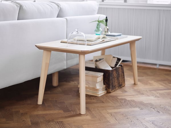 Mesa de centro LISABO de chapa de fresno