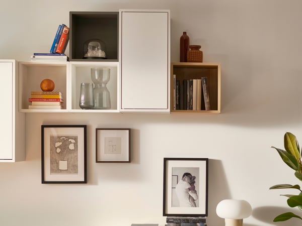 A black RIBBA frame