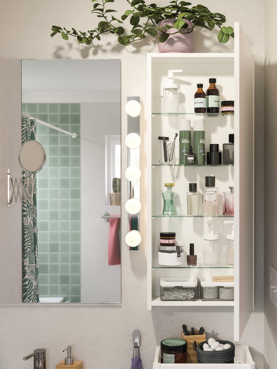 Un baño luminoso y alegre con espacio de almacenaje - IKEA