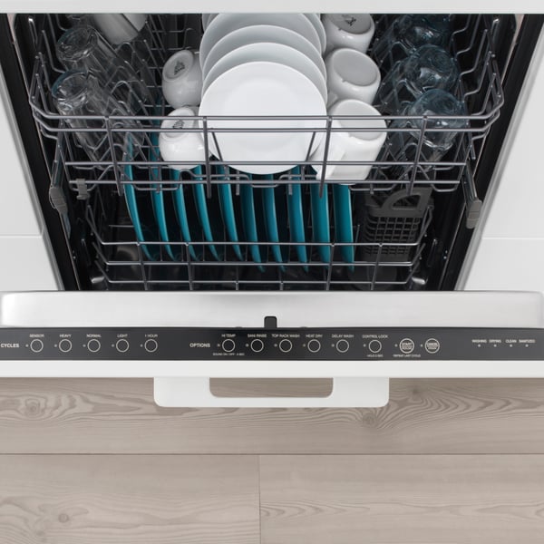 A SPOLAD fully integrated dishwasher