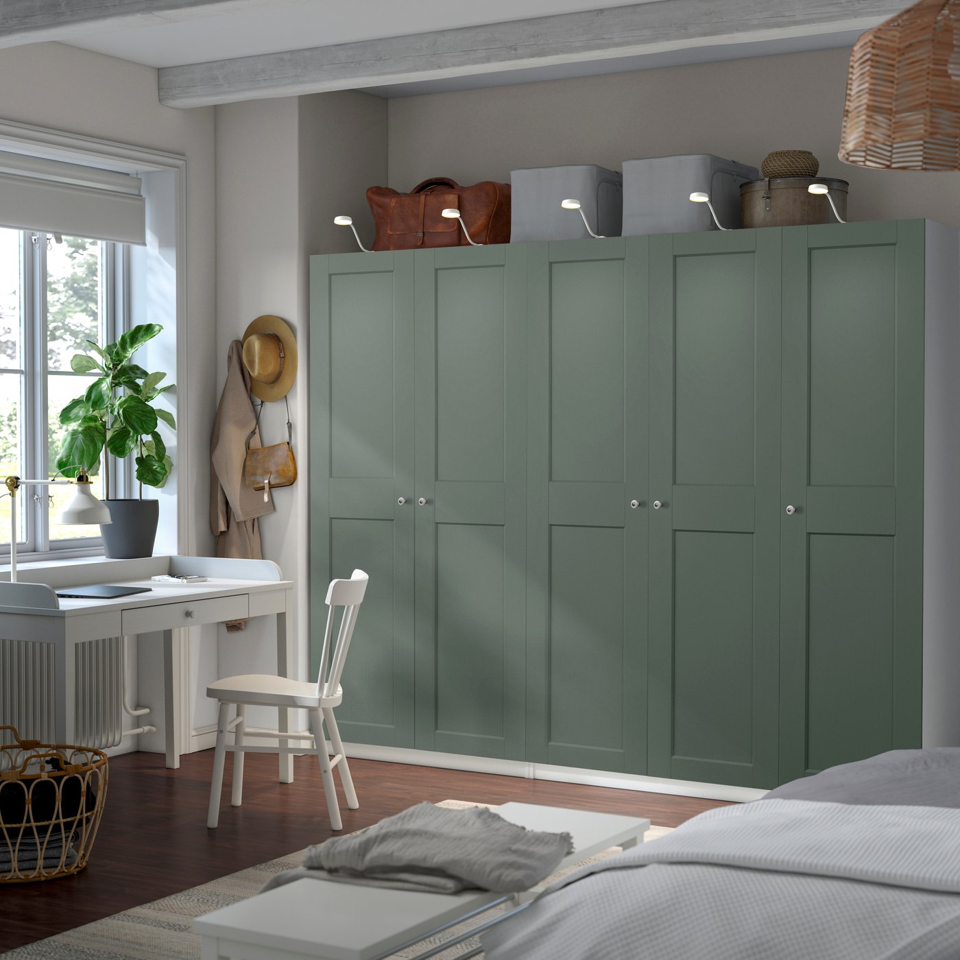 IKEA PAX / GRIMO garderobskombination, vit/grågrön, 250x60x201 cm
