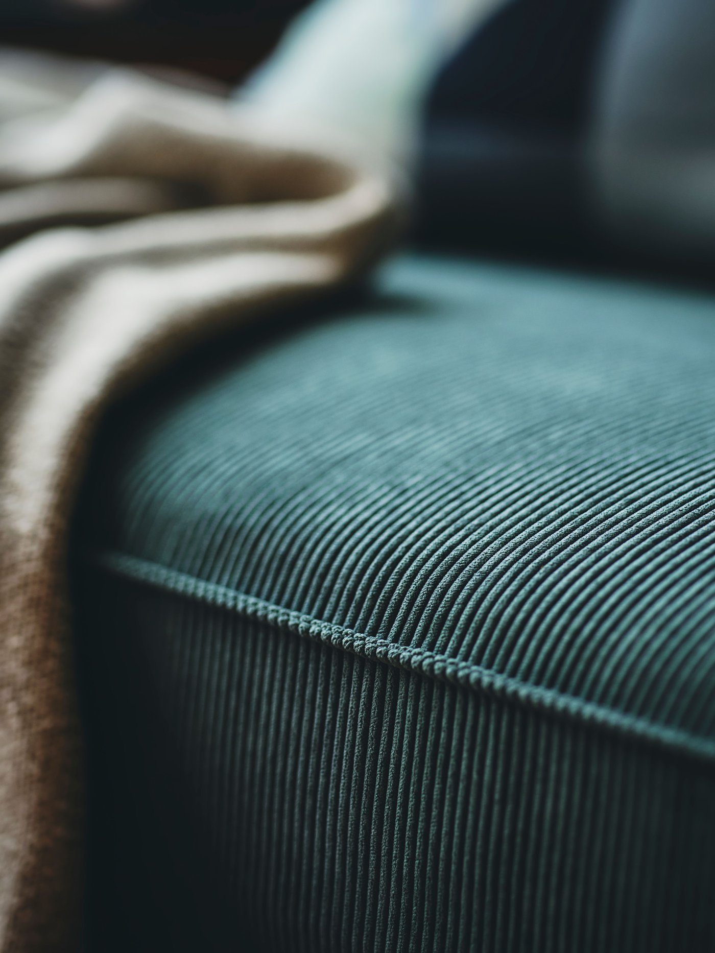 A Kelinge grey-turquoise KIVIK 3-seat sofa in the NA