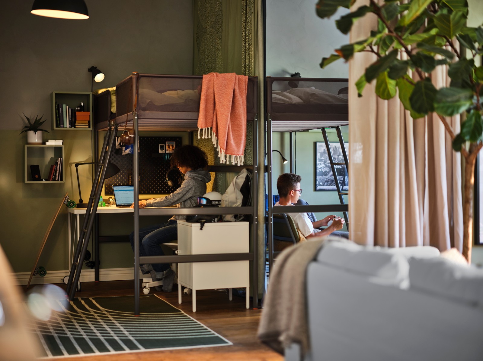 A white HÄLLAN pair of legs