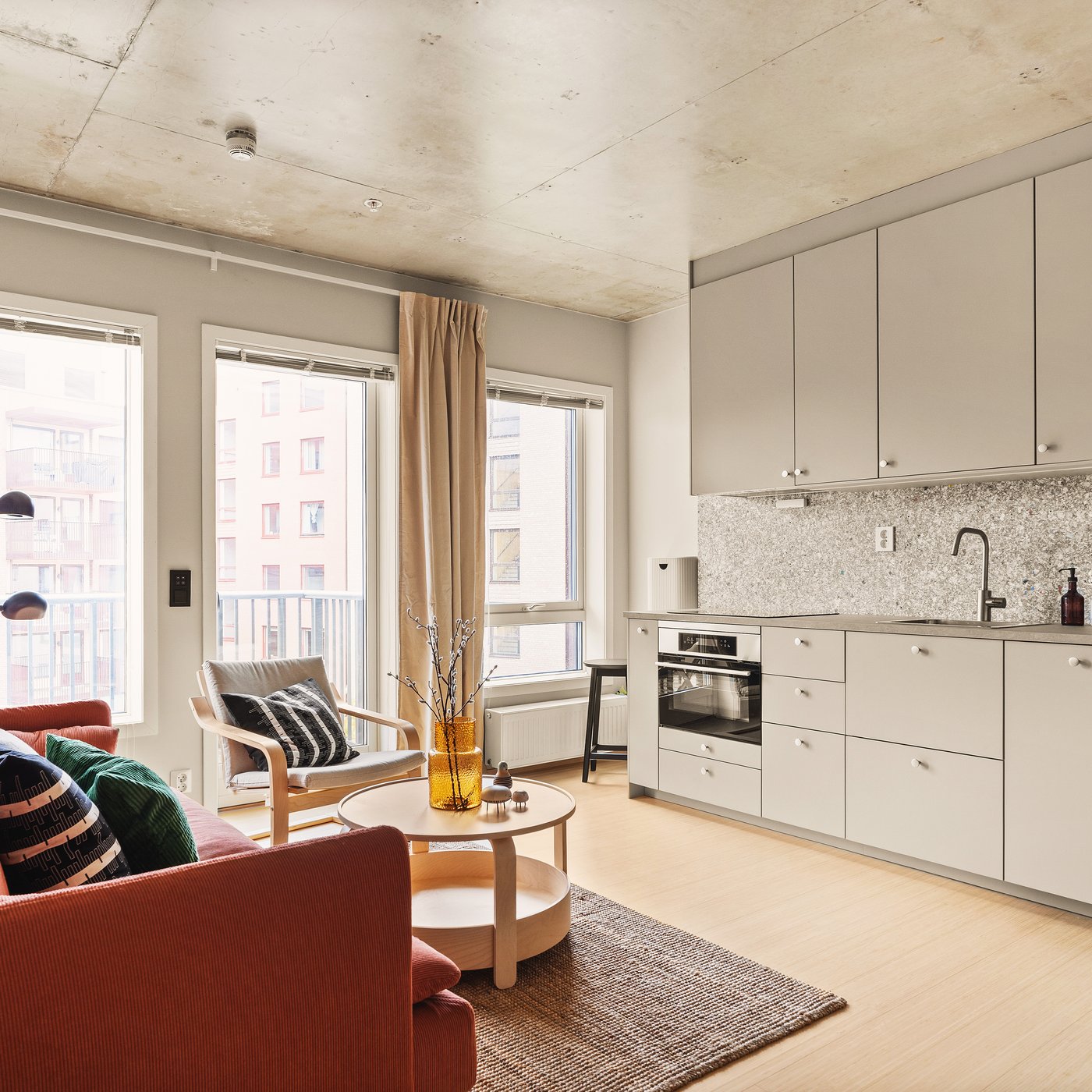 Stue og kjøkken i ett.