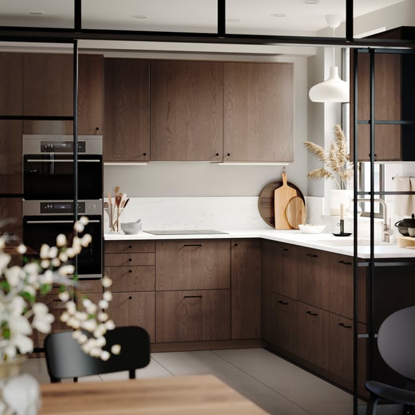 A black HEDERVÄRD candlestick