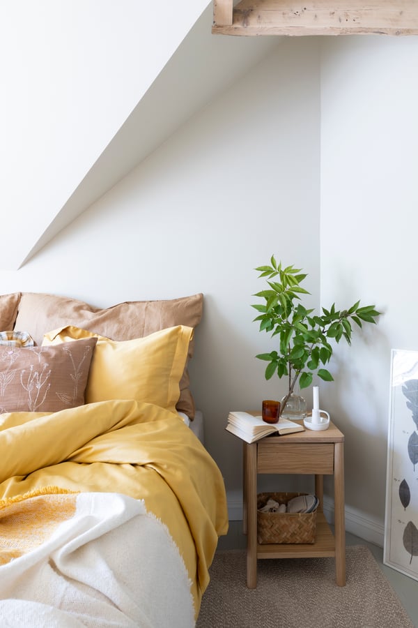  Store hotellputer med trekk i lin gir luksusfølelse, og ikke minst god støtte når du sitter i sengen. 