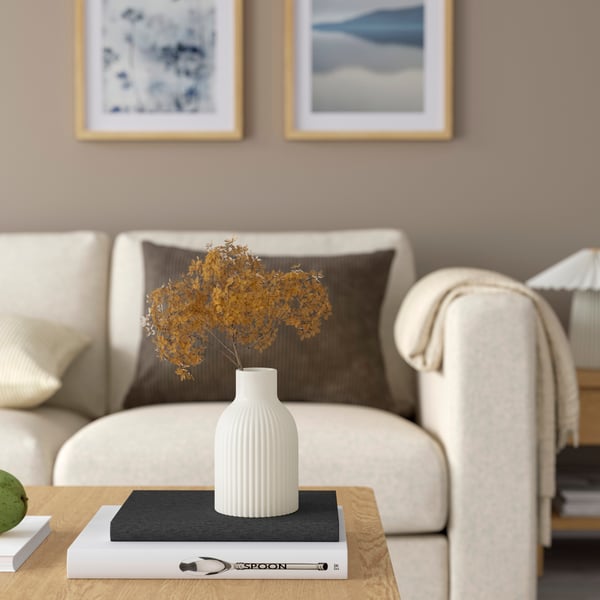 An off-white KAPKASTANJ vase