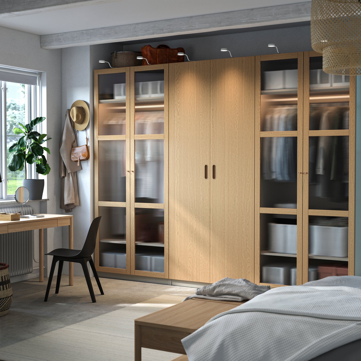 IKEA PAX / TONSTAD garderobskombination, gråbeige/ekfaner glas, 300x60x236 cm