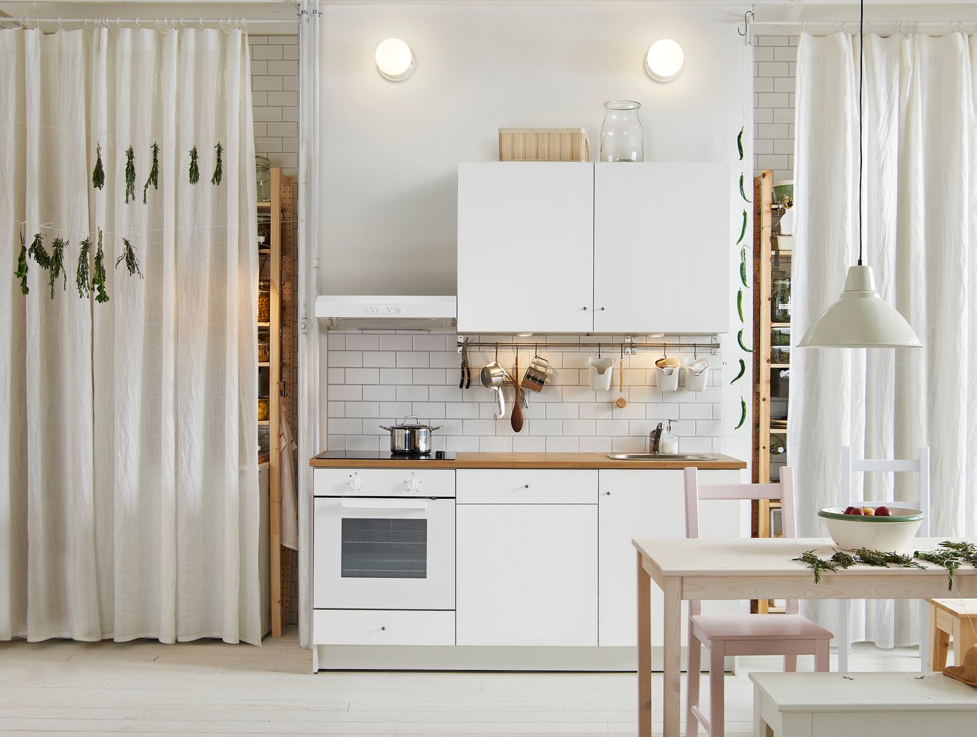 A pine INGO table in the kitchen