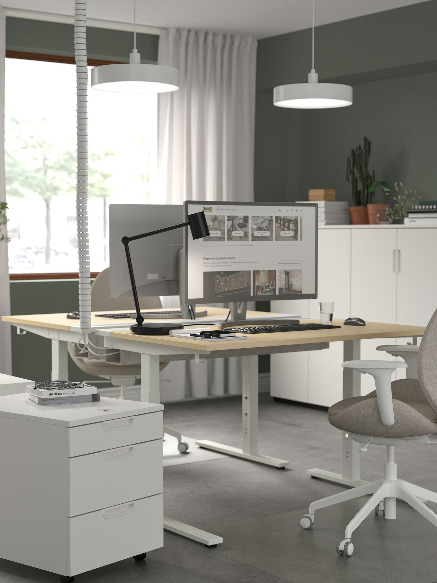 A birch veneer/white MITTZON desk